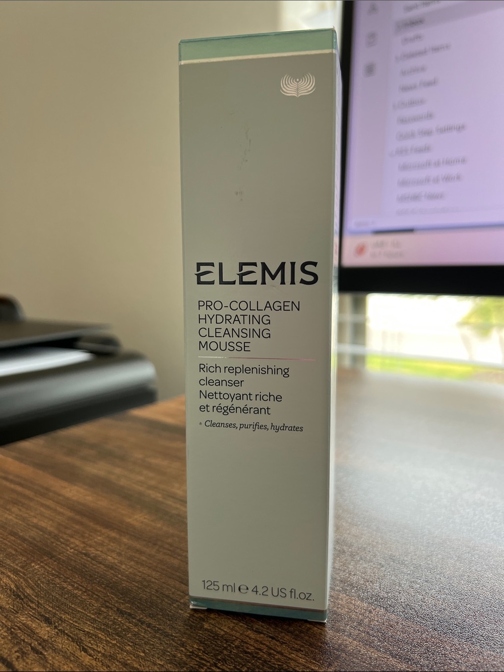 ELEMIS Pro-Collagen Hydrating Cleansing Mousse — 125 ml